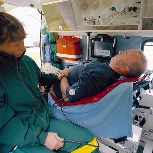 نقالة بغطاء بلاستيكي لسحب المريض HND-4017