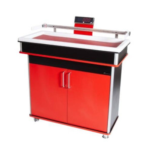 طاولة فحص وكشف اطفال مع ميزان  MM-03